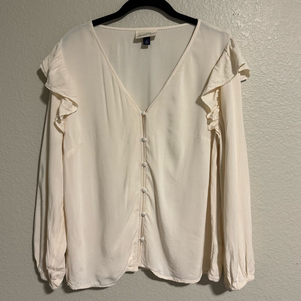Universal Thread Ruffle Shoulder Blouse Cream - image 1